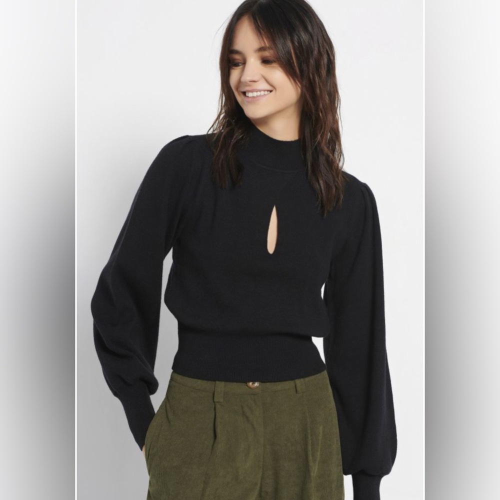 Soft High Crew Neck Keyhole Puff Sleeve Sweater Mock Black Exlura Size Medium - Picture 3 of 16